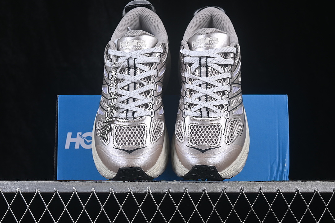 Hoka [1171891 PLCK]-[THICK SOLED LIGHTWEIGHT MOUNTAIN SHOES GREY/SILVER]-[WOMAN:36-39]-[MAN:40-45] - Image 12