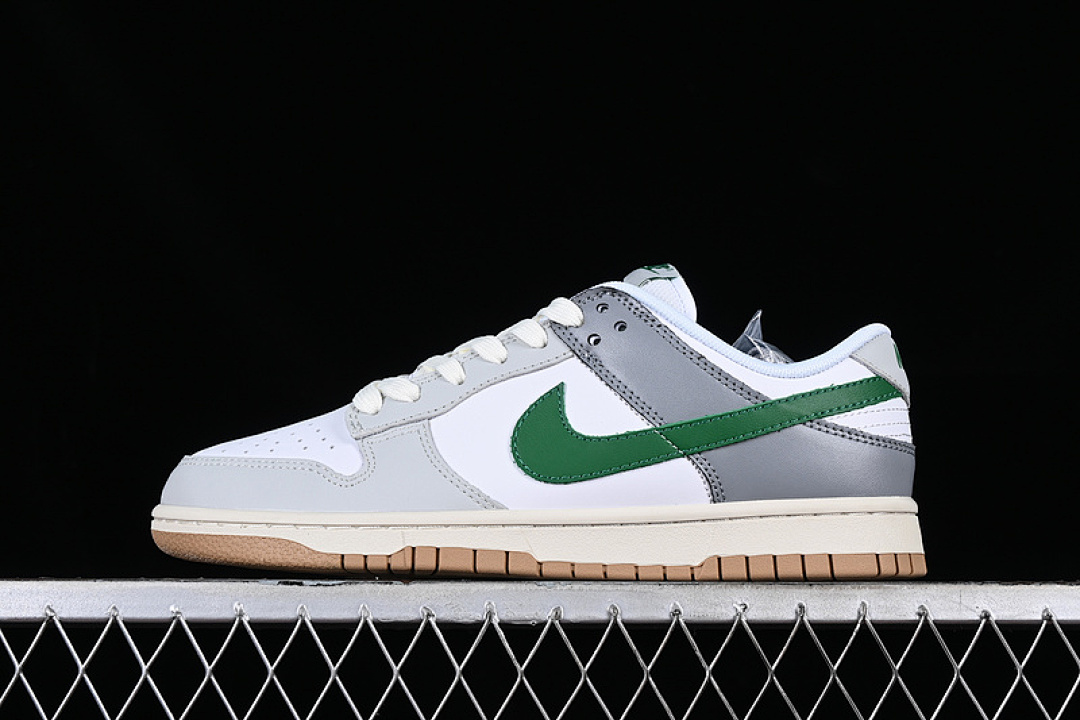 Unbranded [624044-131]-[DUNK LOW WHITE/CLASSIC GREEN-NEUTRAL GREY-MEDIUM GREY]-[MAN:39-45], photo 1