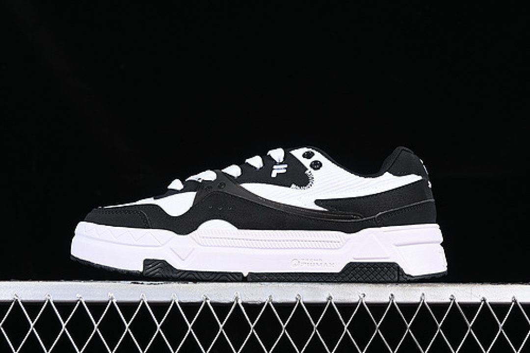 Fila [T12W242205FBW]-[FILA FUSION WHITE/BLACK]-[WOMAN:35-40], photo 1