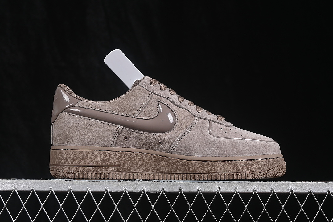 Nike [HV4406-200]-[AIR FORCE 1 07 LOW CASUAL SNEAKERS BROWN/GREY]-[WOMAN:36-39]-[MAN:40-46] - Image 15