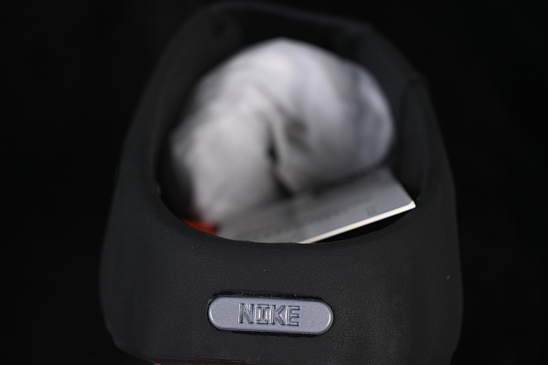 Unbranded [HQ4307-001]-[MIND 001 SLIDE BLACK/HYPER CRIMSON/WHITE/CHROME]-[WOMAN:36-38.5]-[MAN:40-47.5] - Image 6