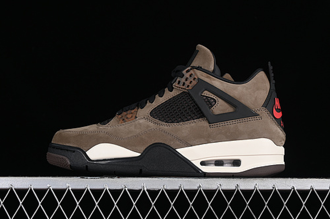 Jordan Jordan [AIR 4 RETRO TS WHITE/BLACK/BROWN]-[MAN:40-50.5], photo 1