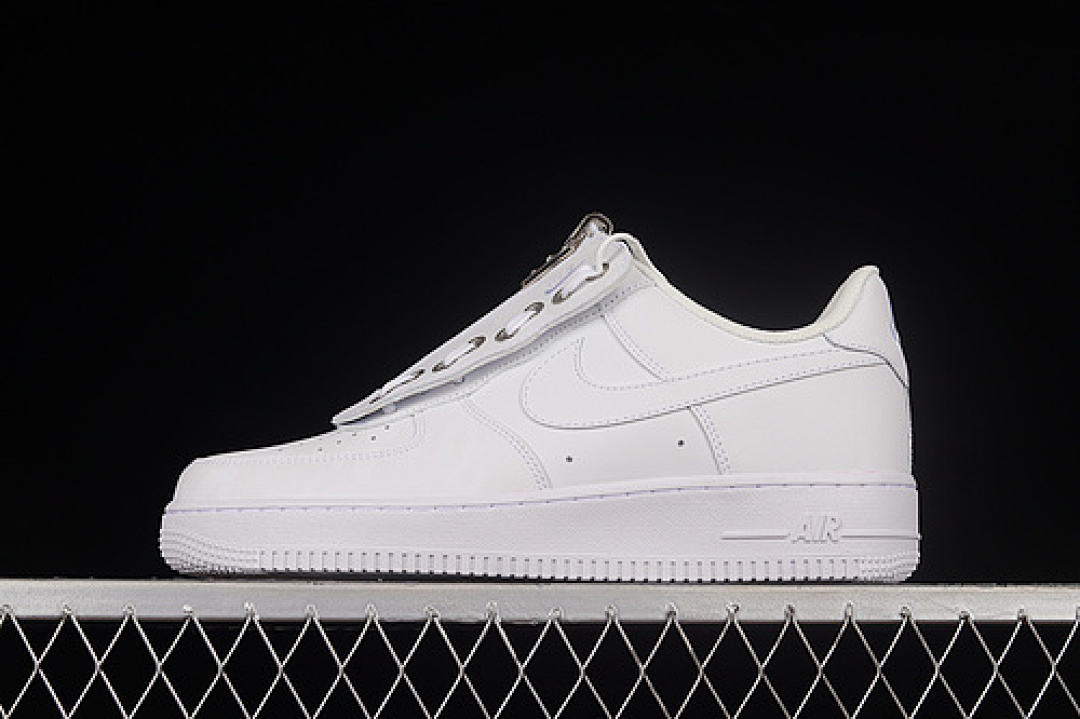 Nike [DC8875-100]-[AIR FORCE 1 07 LOW WHITE/WHITE/WHITE]-[WOMAN:36-39]-[MAN:40-45], photo 1