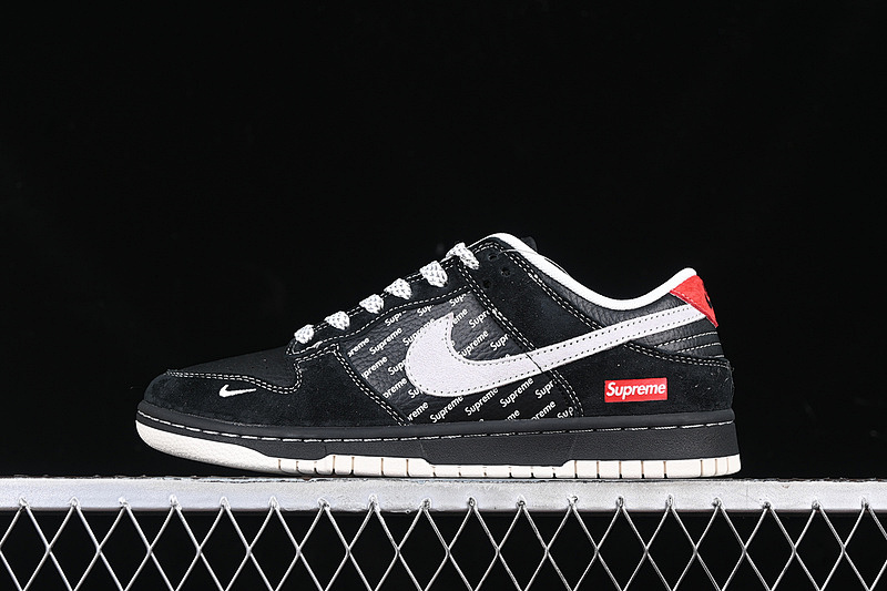 Supreme Nike SB DUNK LOW SUPREME BLACK/GREY/RED · XS1086-011, photo 1