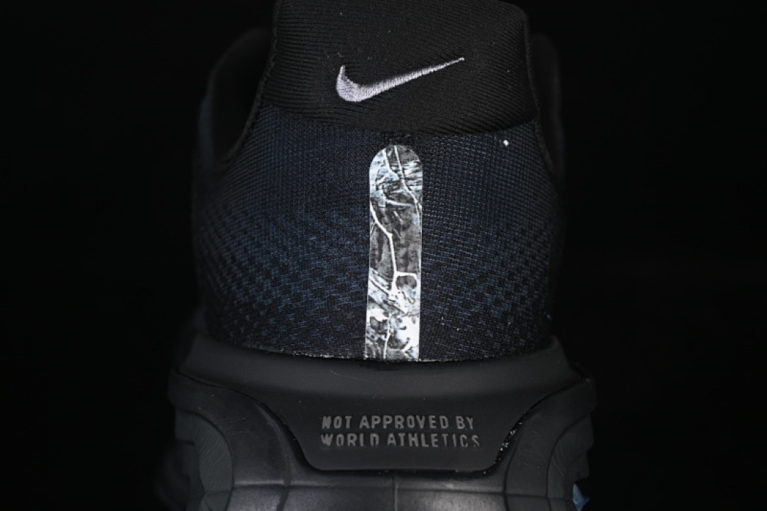 Nike [IO7325-001]-[AIR ZOOM VOMERO PREMIUM BLACK/INKINESS]-[WOMAN:36-39]-[MAN:40-46] - Image 6