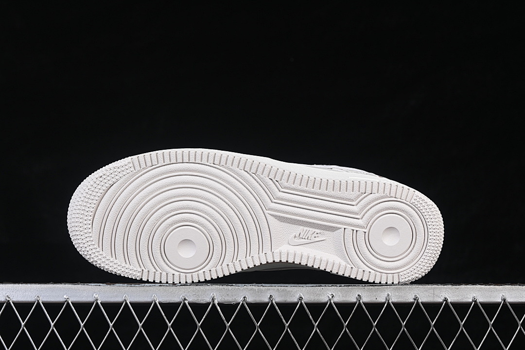 Nike [IQ1119-011]-[AIR FORCE 1 07 LOW CASUAL SNEAKERS WHITE/PURE WHITE]-[WOMAN:36-39]-[MAN:40-47.5] - Image 14