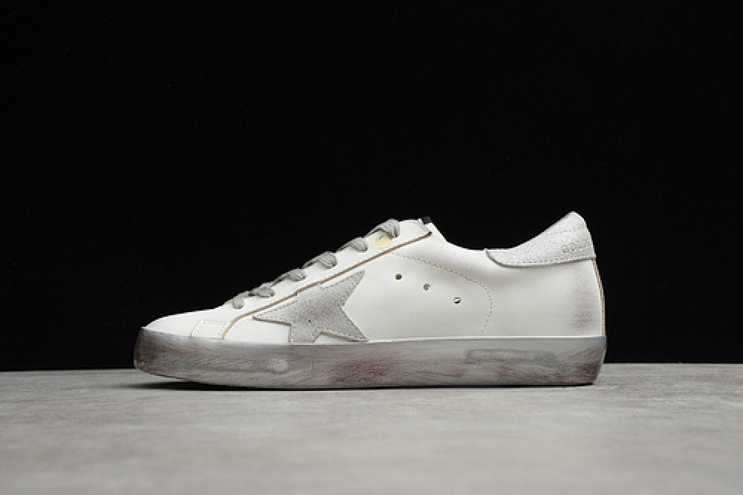 Golden Goose Golden Goose [GOIDEN*GOOSE WHITE/WHITE/LIGHT GREY]-[WOMAN:35-39], photo 1