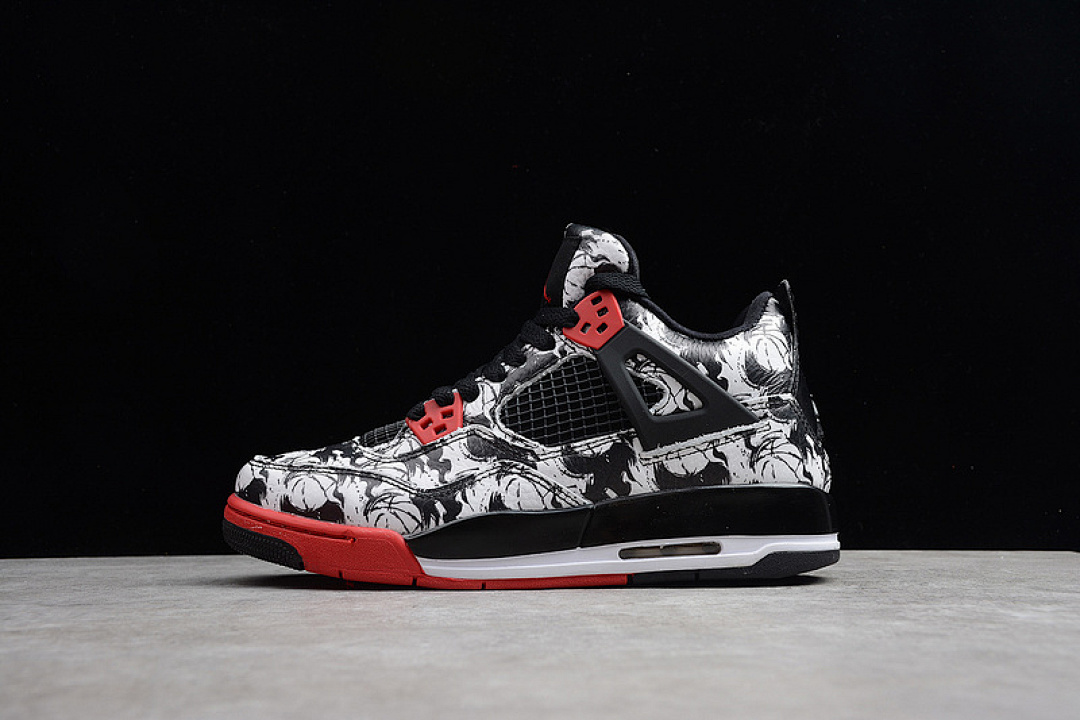 Jordan AIR Jordan 4 IV RETRO BLACK/FIRE RED-BLACK-WHITE · BQ0896-006, photo 1