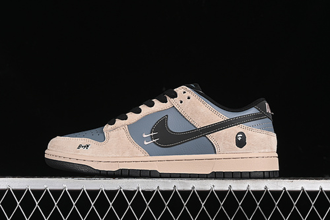 Bape [DQ1098-517]-[SB DUNK LOW BAPE BLACK/BLUE/BROWN]-[WOMAN:36-39]-[MAN:40-45], photo 1
