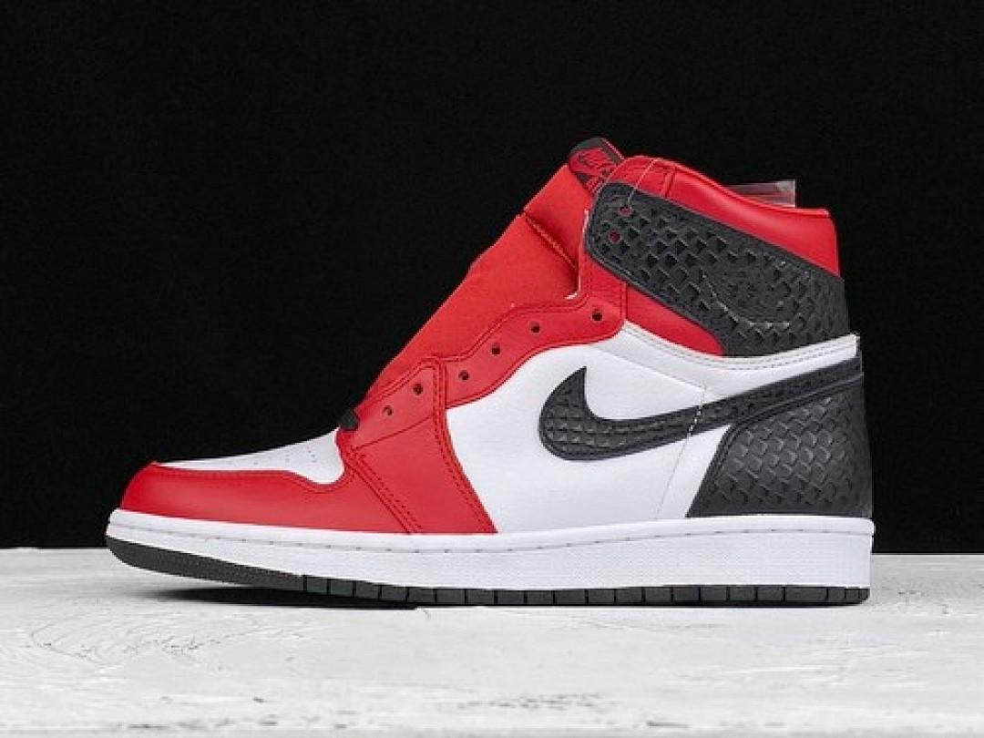 Jordan [CD0461-601]-[AIR JORDAN 1 RETRO HIGH SATIN SNAKE CHICAGO GYM RED/WHITE-BLACK], photo 1