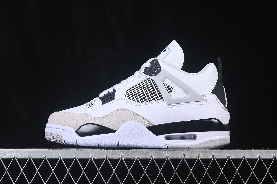 Jordan AIR Jordan 4 CASUAL SHOES WHITE/BLACK · DH6927-111, photo 1