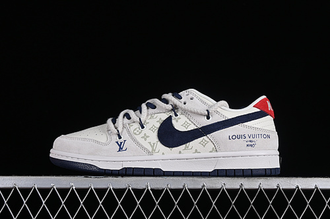 Unbranded [FC1688-186]-[SB DUNK LOW L*V WHITE/GREY/BLUE/RED]-[WOMAN:36-39]-[MAN:40-45], photo 1