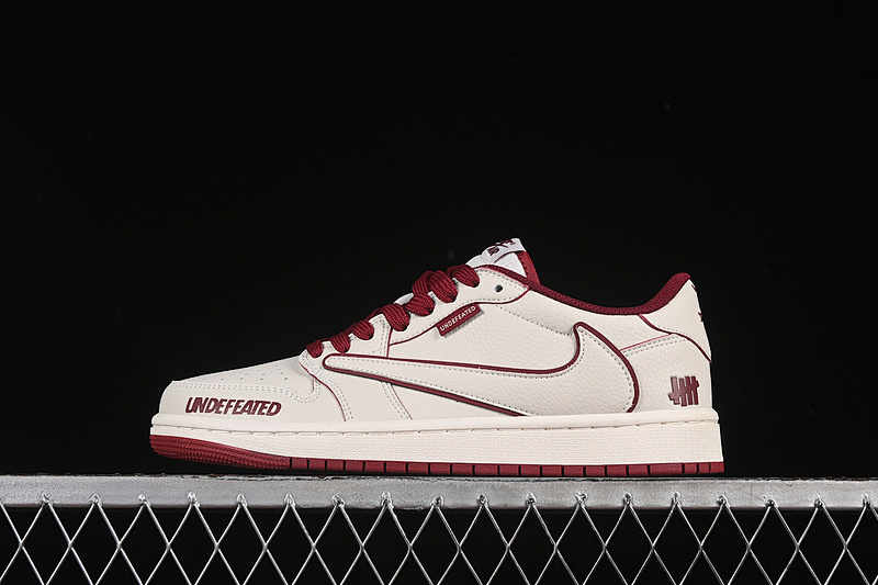 Jordan TRAVIS SCOTT X FRAGMENT DESIGN AIR Jordan 1 LOW OG SP WHITE/RED · DF1845-536, photo 1