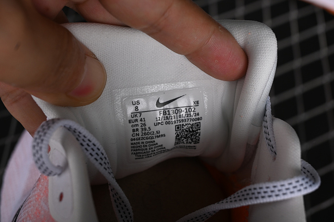 Nike [FB1309-102]-[AIR ZOOM VOMERO 17 SUMMIT WHITE/TOTAL ORANGE/WHITE/THUNDER BLUE]-[MAN:39-46] - Image 6