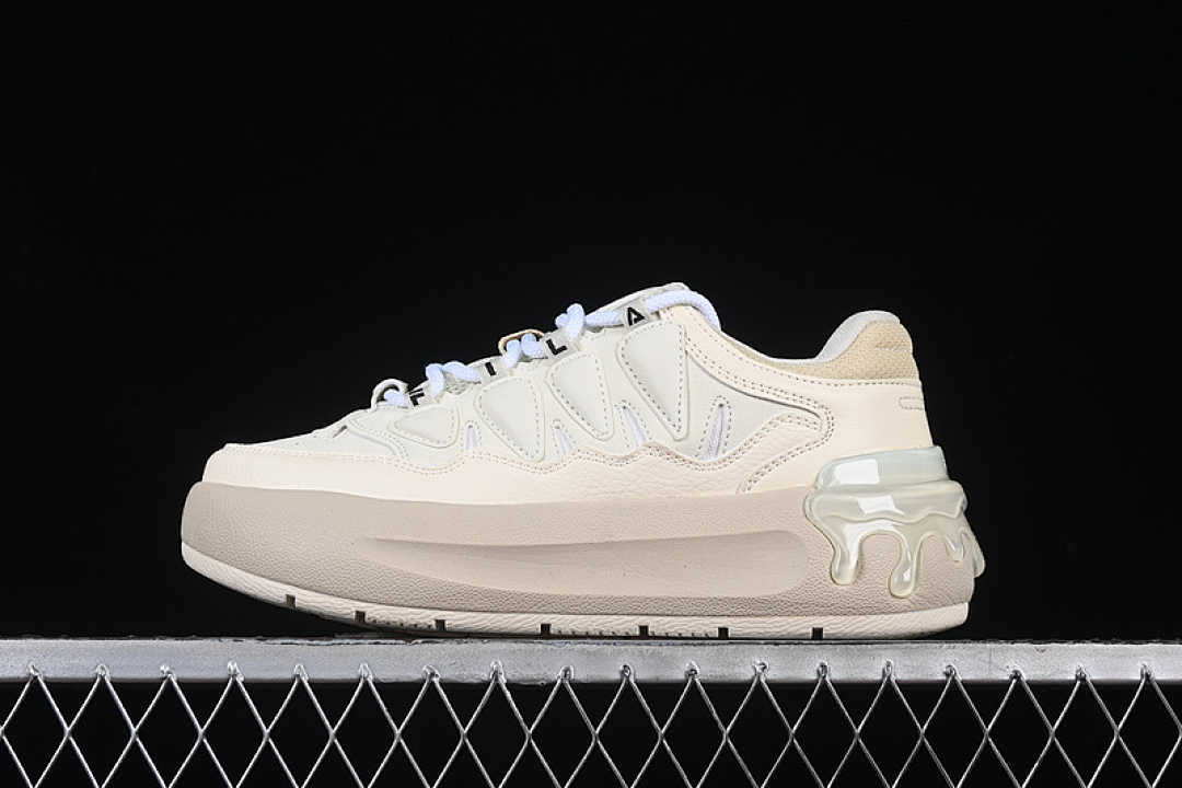 Fila [F12W431212FAA]-[FILA CARROT 1.0 WHITE/GREY/BEIGE]-[WOMAN:35.5-40], photo 1