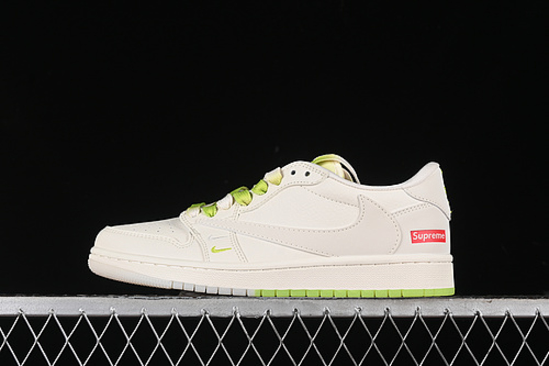 Jordan TRAVIS SCOTT X FRAGMENT DESIGN AIR Jordan 1 LOW OG SP OFF WHITE/GREEN · BB2299-811, photo 1