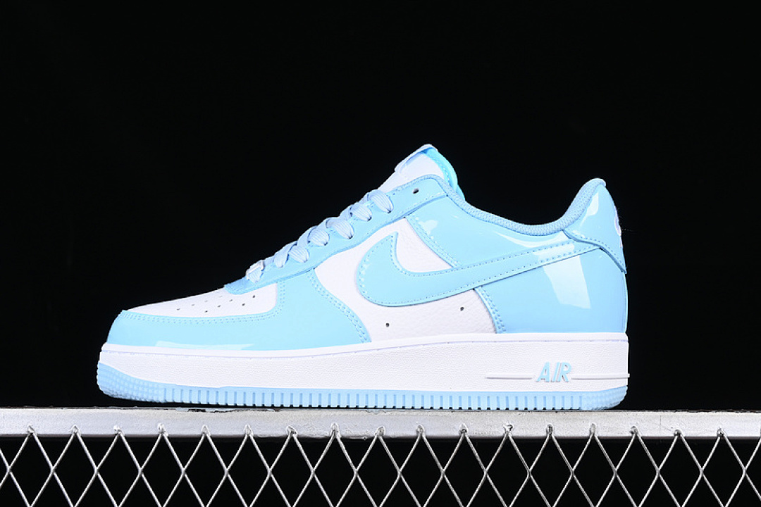 Nike Nike AIR FORCE 1 07 LOW WHITE/BLUE · HP3656-533, photo 1