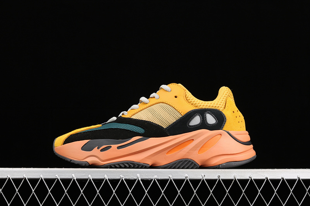 Adidas [GZ6984]-[YEEZY BOOST 700 SUN SUN/SUN-SUN]-[WOMAN:36-39]-[MAN:40-49], photo 1