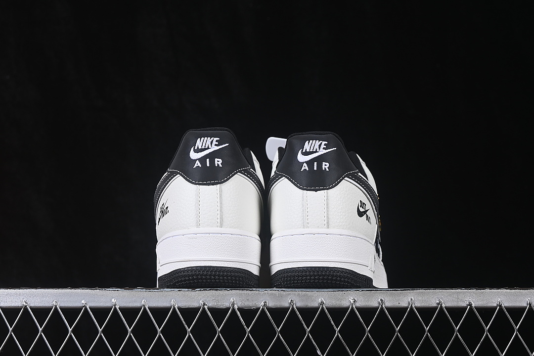 Nike [WY0655-113]-[AIR FORCE 1 07 LOW CASUAL SNEAKERS BLACK/WHITE]-[WOMAN:36-39]-[MAN:40-45] - Image 13