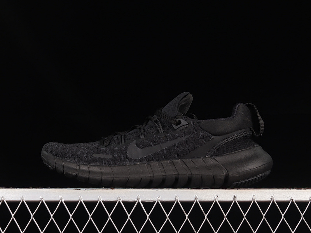 FREE RUN 5 0 BLACK/BLACK/OFF NOIR · CZ1884-004, photo 1