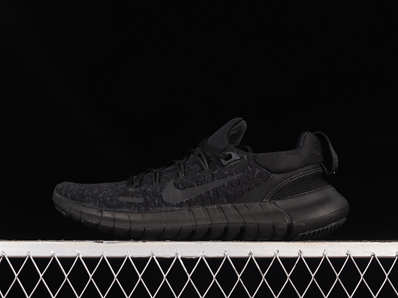 FREE RUN 5 0 BLACK/BLACK/OFF NOIR · CZ1884-004, photo 1
