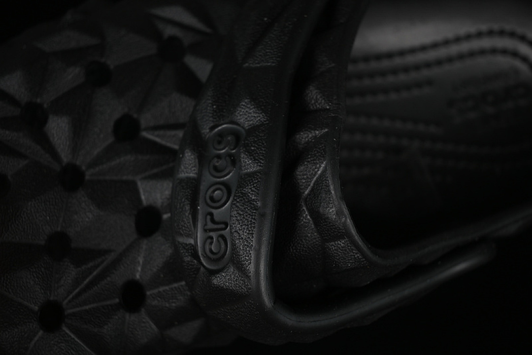 Crocs [CROCS CLASSIC CLOG BLACK]-[WOMAN:25-36] - Image 5