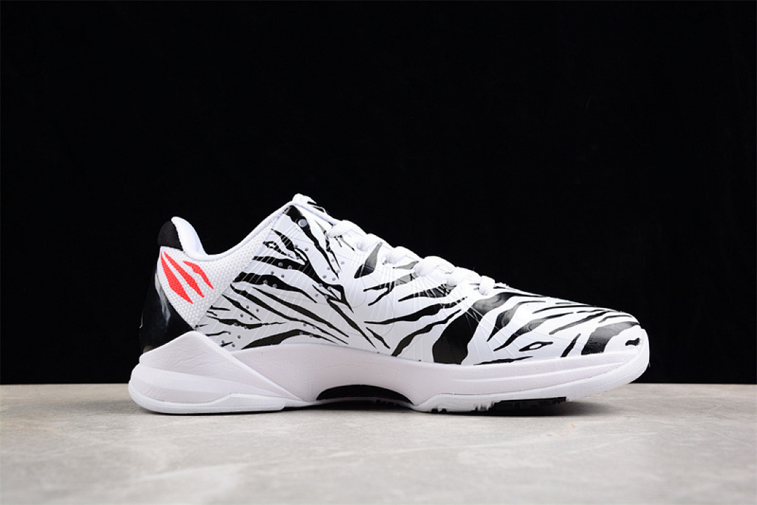 Nike [DB4796-556]-[ZOOM KOBE 5 PROTRO WHITE/BLACK/RED]-[MAN:40-46] - Image 12