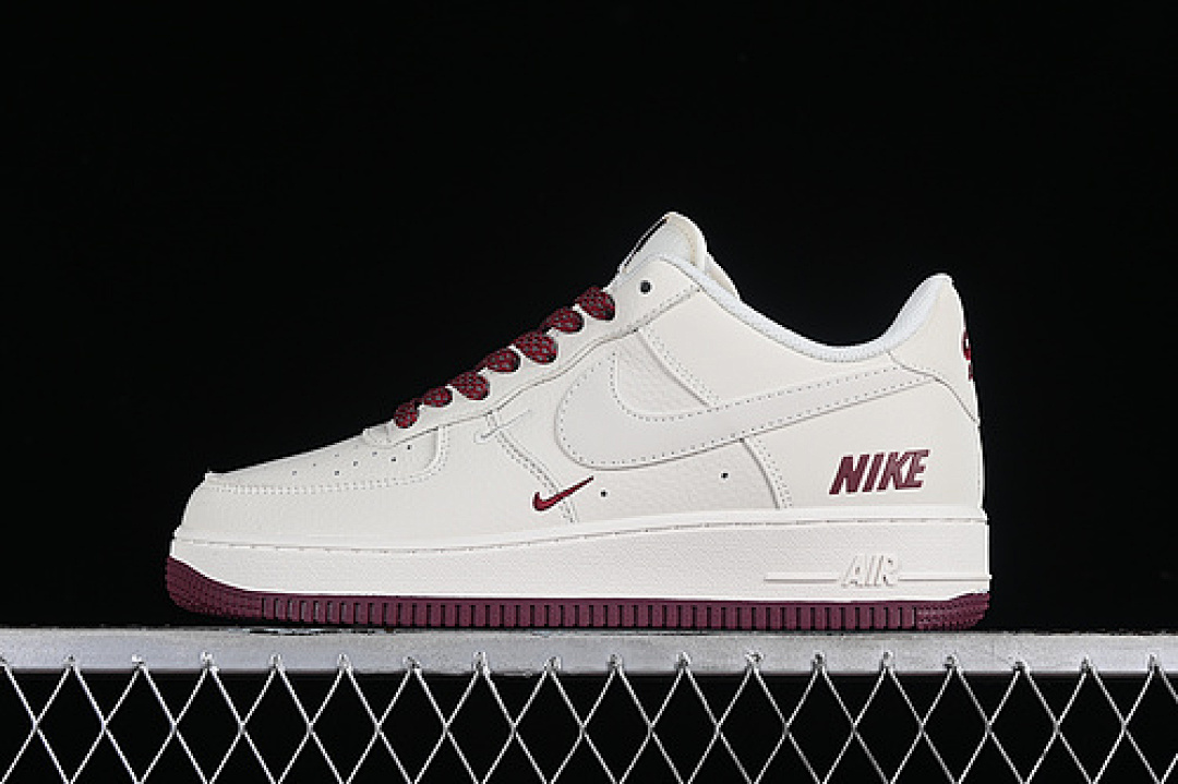 Nike [TV2306-258]-[AIR FORCE 1 07 LOW NIKE WHITE/RED]-[WOMAN:36-39]-[MAN:40-45], photo 1