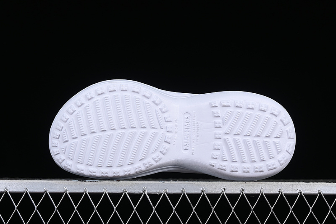 Balenciaga [W1S8E9000]-[BA*LEN*CIAGA POOL CROCS WHITE]-[WOMAN:36-40] - Image 12