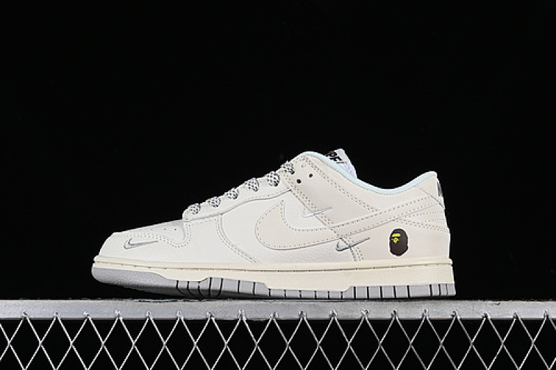 Bape Nike DUNK LOW SB BAPE WHITE/GREY · XD6188-018, photo 1