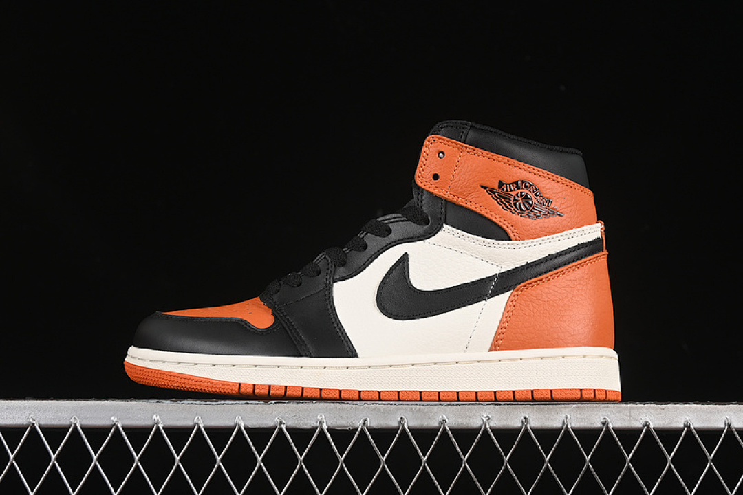 Jordan [DZ5485-008]-[AIR JORDAN 1 HIGH OG SHATTERED BACKBOARD WHITE/BLACK/ORANGE]-[UNISEX:36-47.5], photo 1