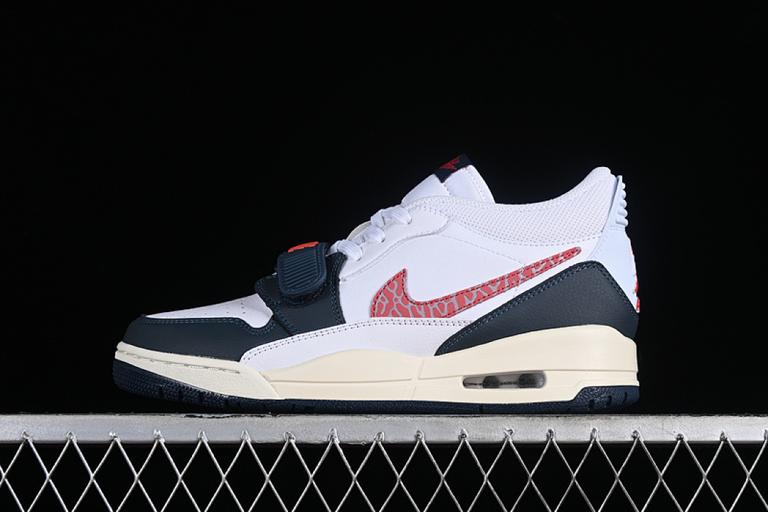 Jordan [CD9054-146]-[AIR JORDAN LEGACY 312 LOW GS USA WHITE/WOLF GREY/PALE IVORY/MILITARY (NAVY]), photo 1