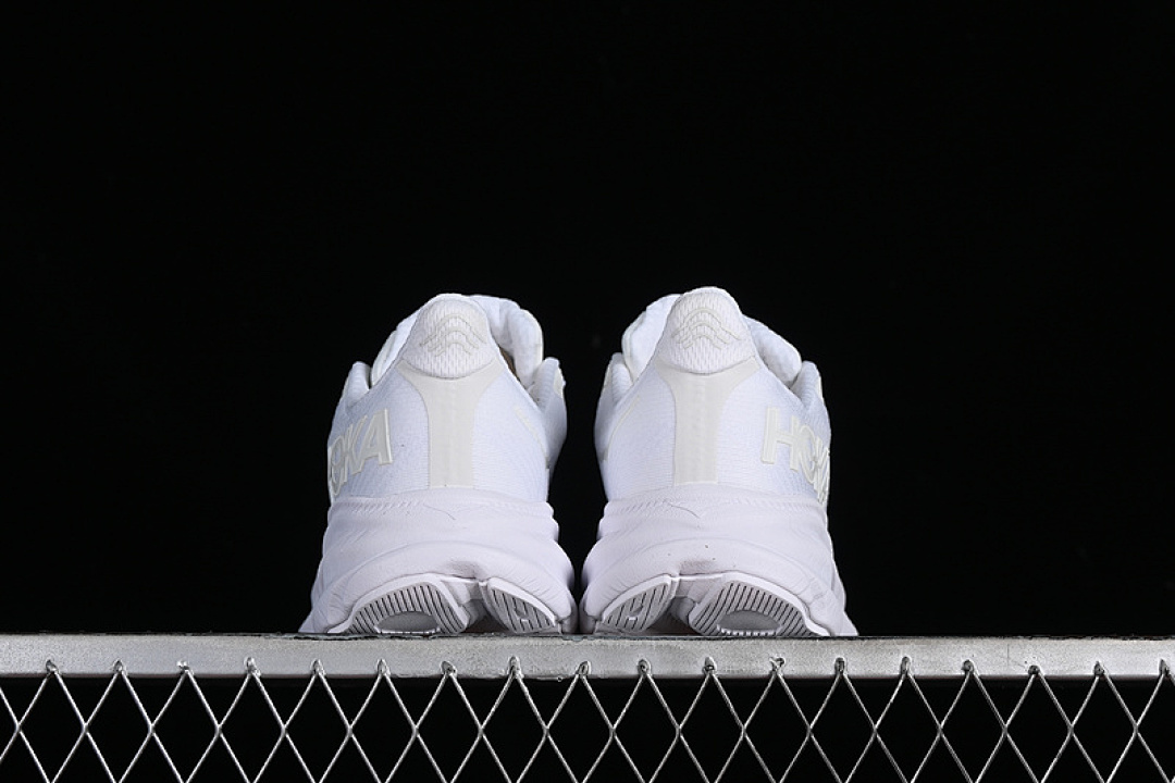On Running [1127952 WWH]-[HOKA ONE BONDI 8 WHITE/GREY]-[WOMAN:36-39]-[MAN:40-45] - Image 14