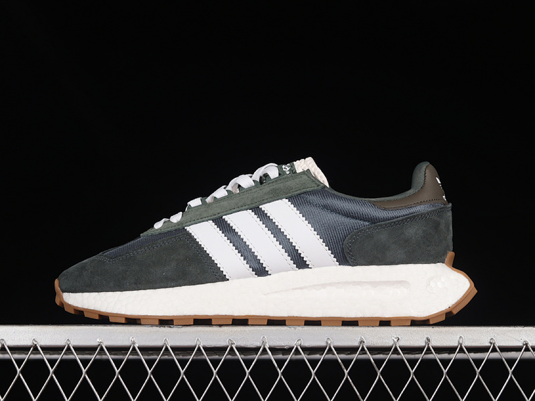 RETROPY E5 SHOES GREEN OXIDE/CLOUD WHITE/SHADOW OLIVE · GW6572, photo 1
