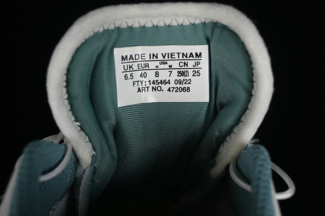 On Running [472068-26]-[XT 6 FOR KITH OUTDOOR RECREATION SKY BLUE/WHITE]-[WOMAN:36-39]-[MAN:40-46] - Image 5