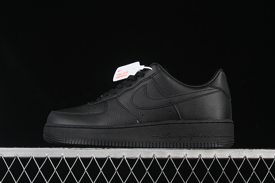 Nike [CZ8065-001]-[AIR FORCE 1 07 LOW BLACK]-[WOMAN:36-39]-[MAN:40-45] - Image 16