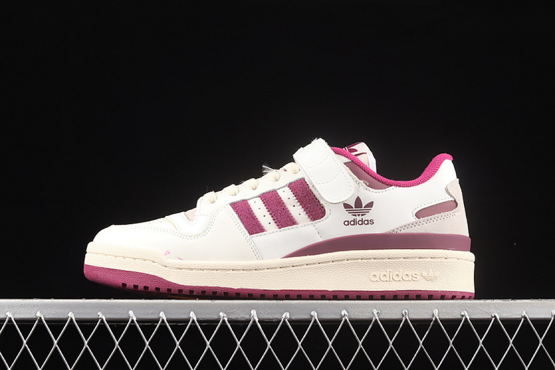 Purple FORUM 84 LOW WHITE/WHITE/PURPLE · GV9114, photo 1