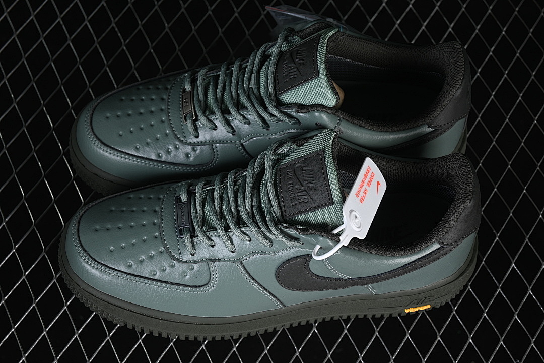 Nike [HV5953-300]-[AIR FORCE 1 LOW GORE-TEX VIBRAM CLAY GREEN/BLACK]-[WOMAN:36-39]-[MAN:40-45] - Image 11