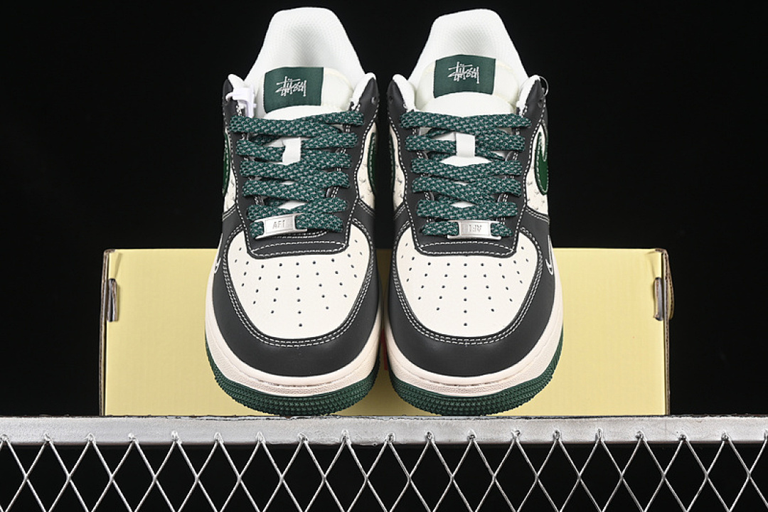 Nike [XS1958-572]-[AIR FORCE 1 07 LOW WHITE/BLACK/GREEN]-[WOMAN:36-39]-[MAN:40-45] - Image 13