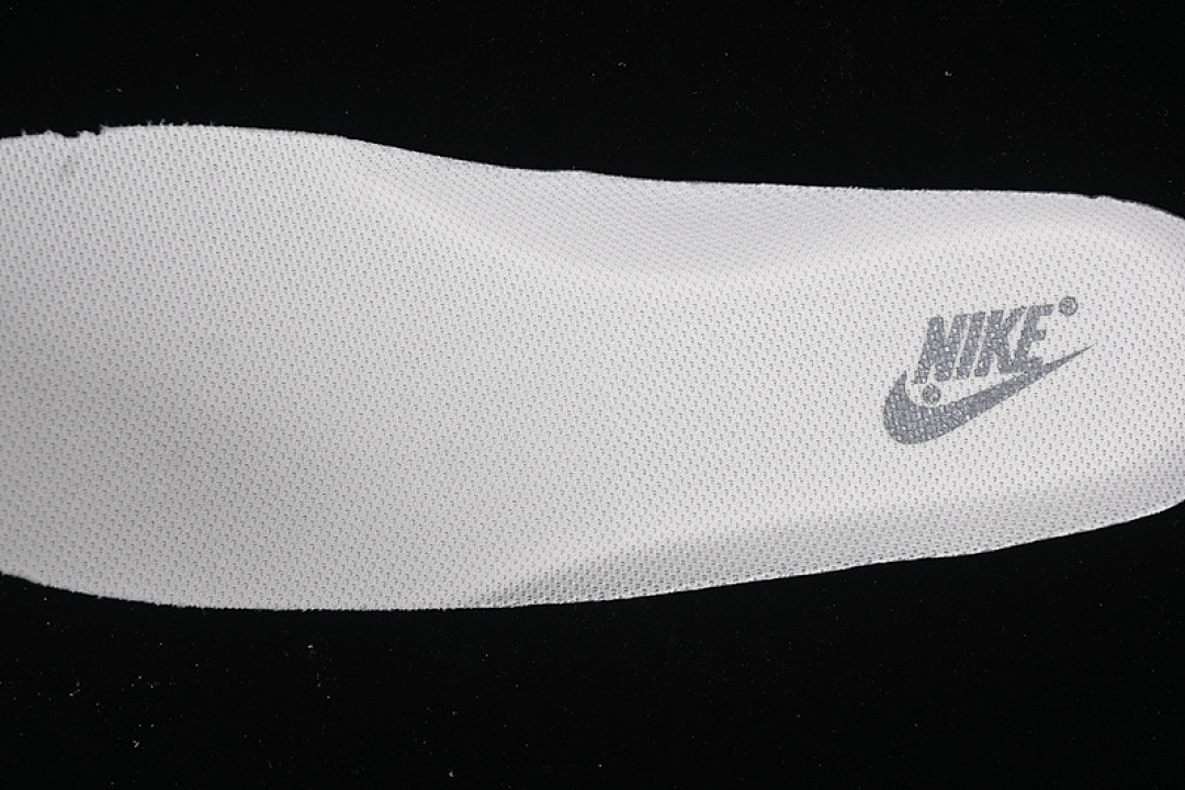 Nike [DM6688-049]-[AIR FORCE 1 07 LOW CDG WHITE/GREY/RED]-[WOMAN:36-39]-[MAN:40-45] - Image 5