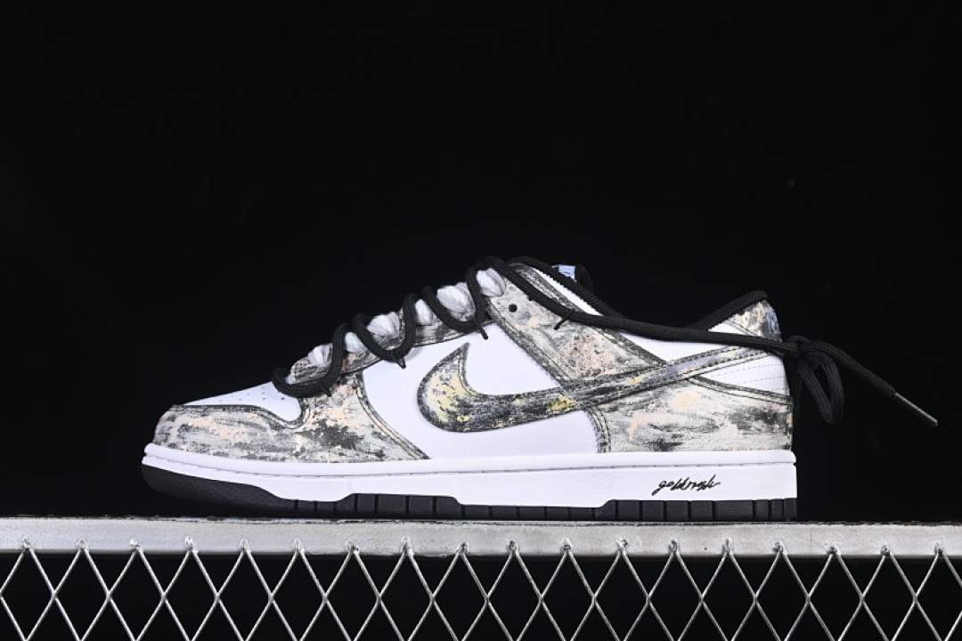 Nike DUNK LOW BANDAGE CASUAL SNEAKERS BLACK/WHITE/LIGHT WHEAT · HF5441-100, photo 1