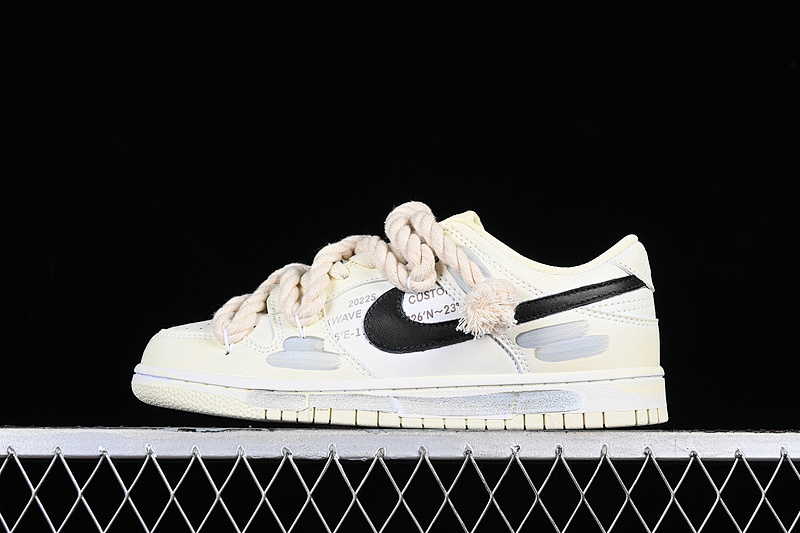 Nike DUNK SB LOW RETRO WHITE/BLACK · DD1503-121, photo 1