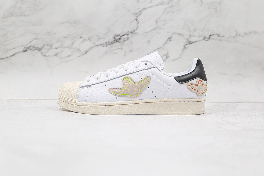 Unbranded [FW8029]-[MARK GONZALES X SUPERSTAR SHMOO CLOUD WHITE/CORE BLACK/CHALK WHITE]-[WOMAN:36-44], photo 1