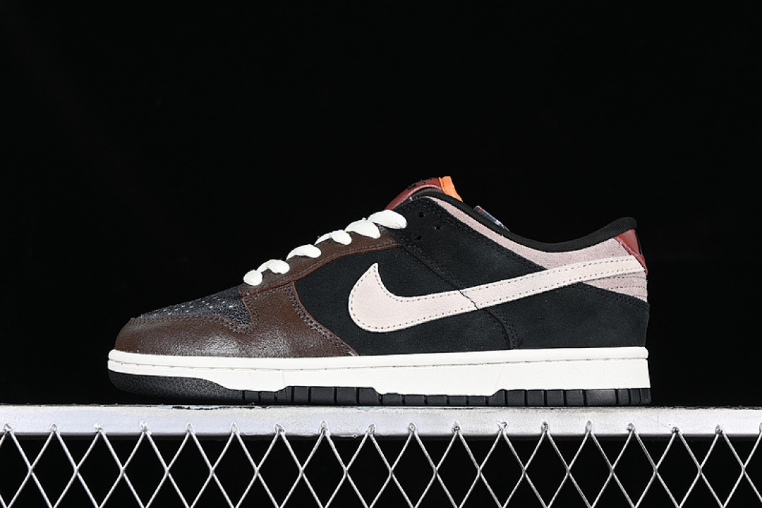 Unbranded [313170-006]-[DUNK LOW SB WHITE/BLACK/BROWN]-[MAN:39-45], photo 1