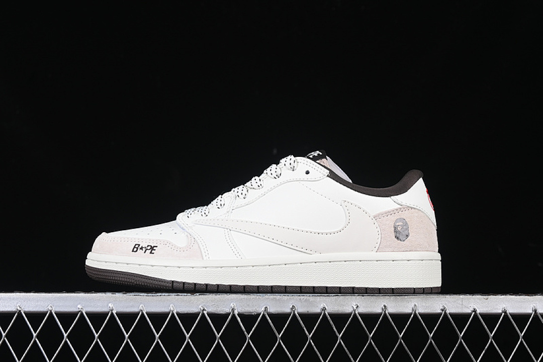 Jordan [AG3702-807]-[TRAVIS SCOTT X FRAGMENT DESIGN AIR JORDAN 1 LOW OG SP WHITE/BEIGE]-[36-45], photo 1