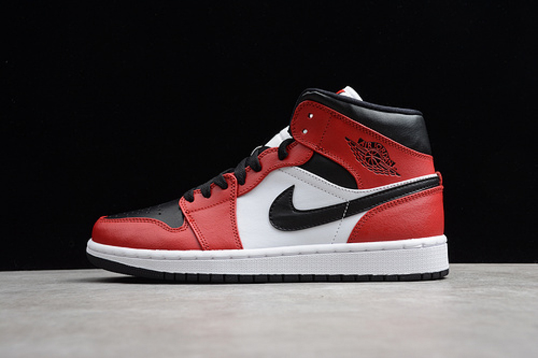 Jordan AIR Jordan 1 MID CHICAGO TOE BLACK/GYM RED-WHITE · 554724-069, photo 1