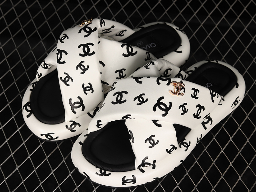 Chanel [CHA*NEL 22 PLATFORM SLIP-ON SLIPPERS WHITE/WHITE/BLACK]-[WOMAN:35-40] - Image 5
