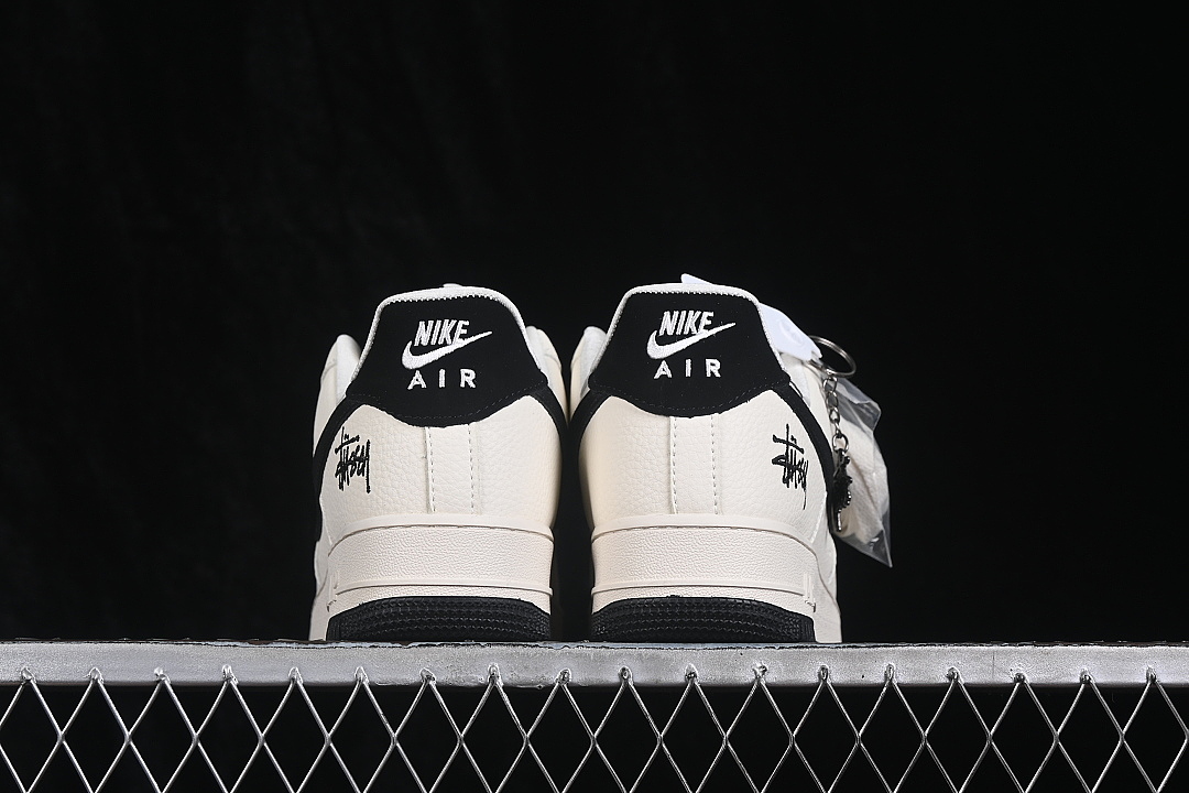 Nike [DN1688-820]-[AIR FORCE 1 07 LOW CASUAL SNEAKERS WHITE/BLACK/WHITE]-[WOMAN:36-39]-[MAN:40-45] - Image 14