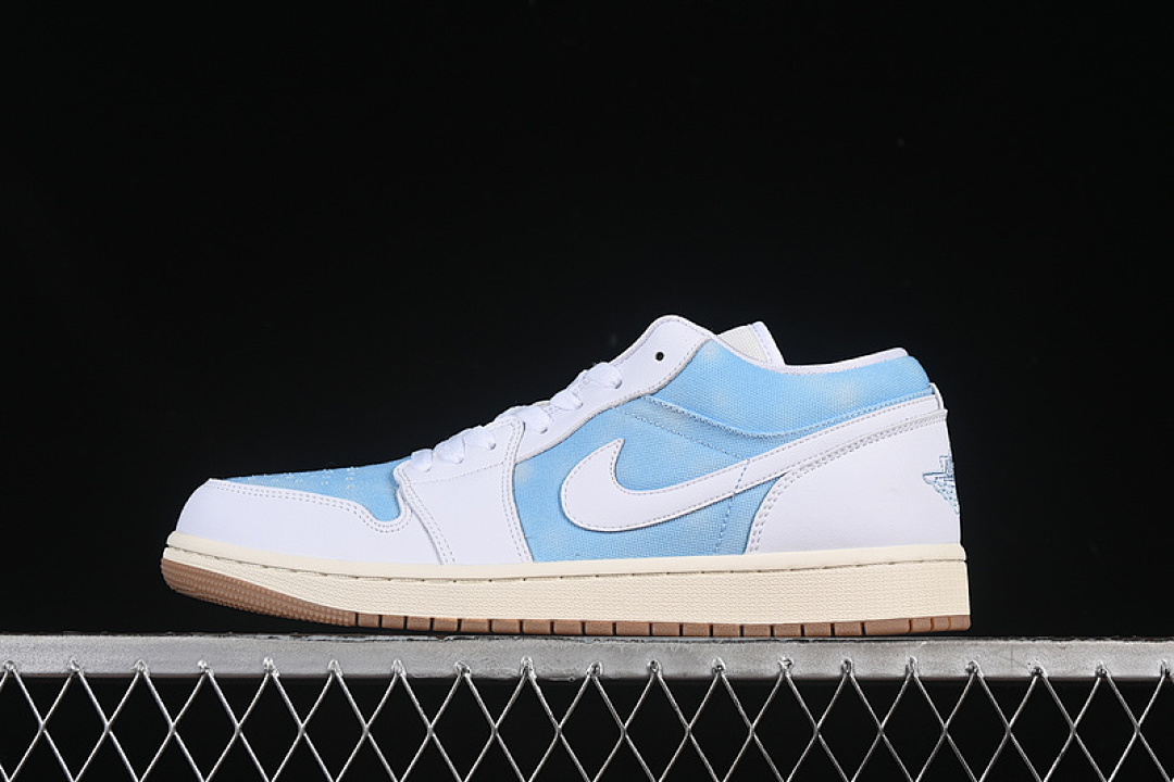 Jordan AIR Jordan 1 LOW WORN BLUE WHITE/BLUE · HQ2004-400, photo 1