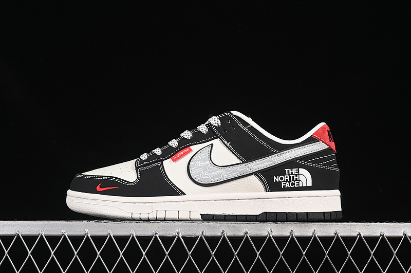 Nike SB DUNK LOW SUP WHITE/GREY/BLACK · CS1688-105, photo 1